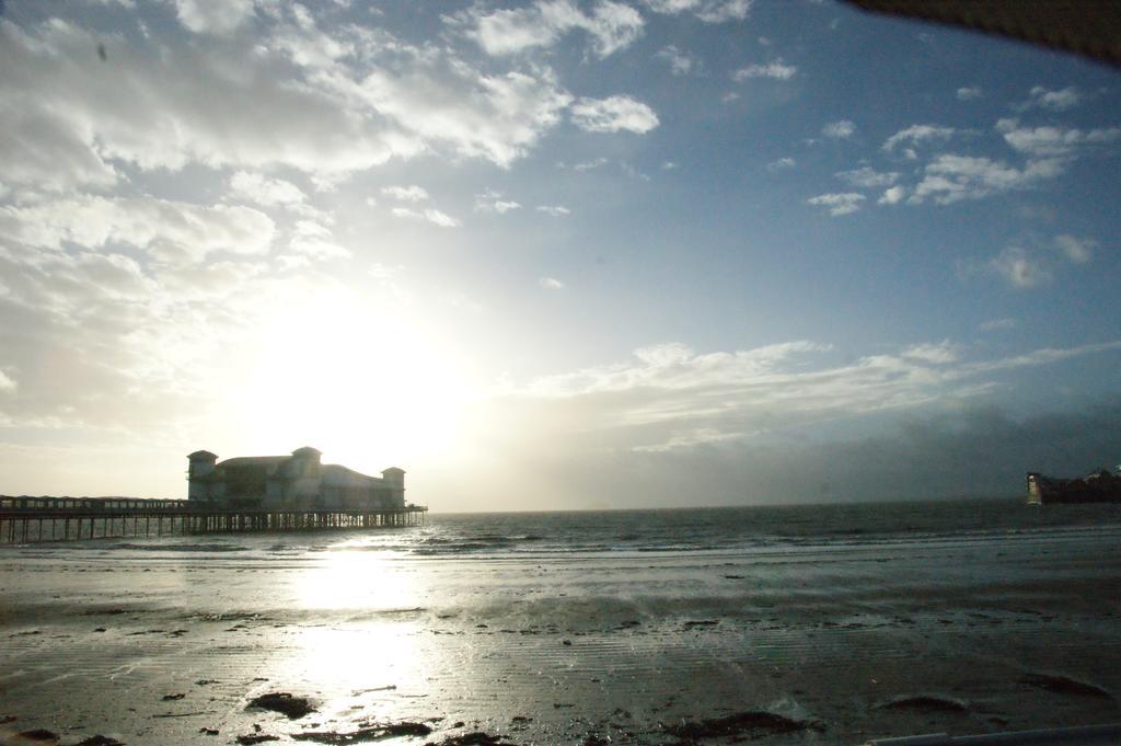 The Rosita Hotel เวสตัน-ซูเปอร์-แมร์ ภายนอก รูปภาพ